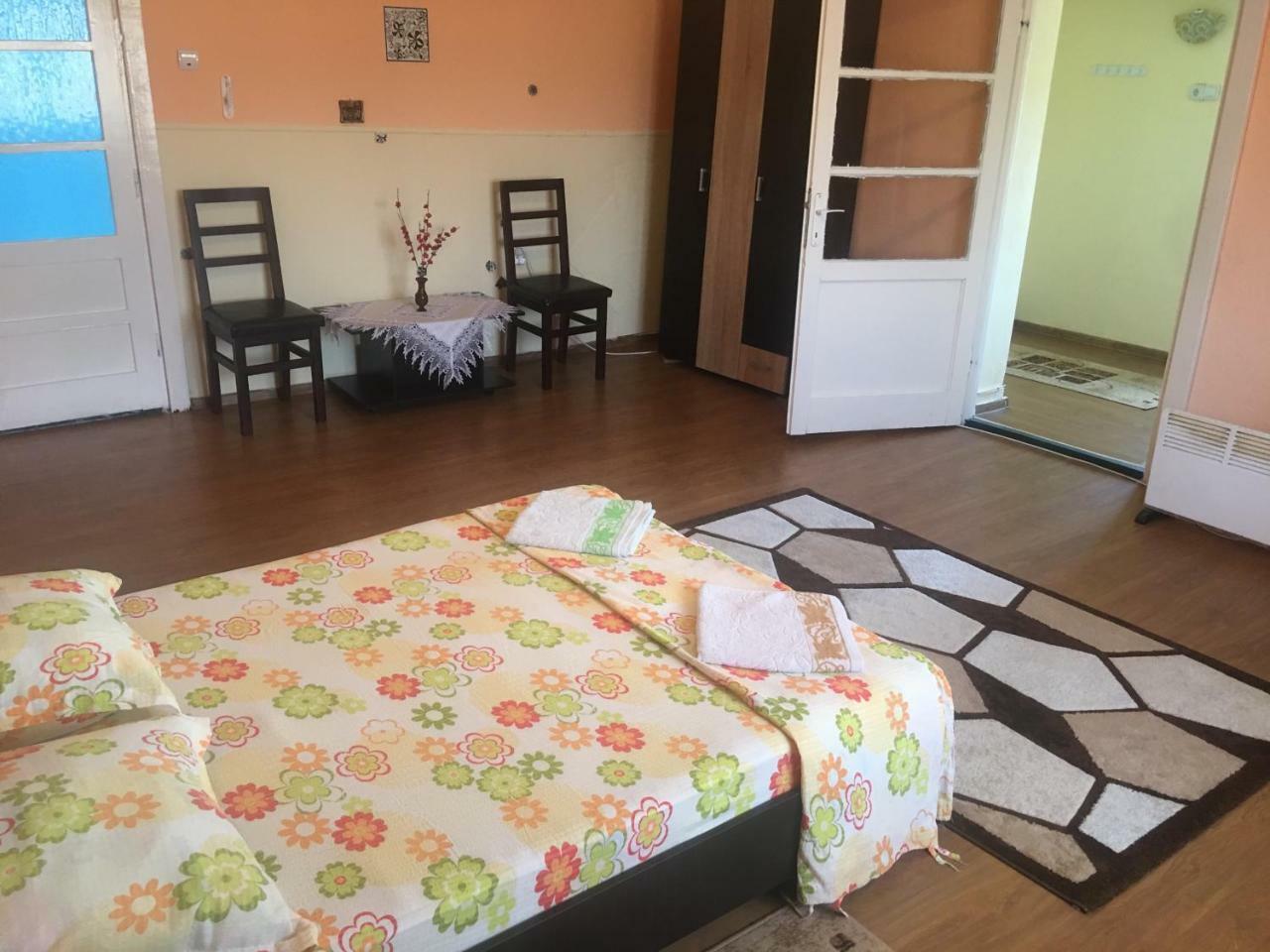 Vila La Izvorul Putinei Haţeg Екстериор снимка